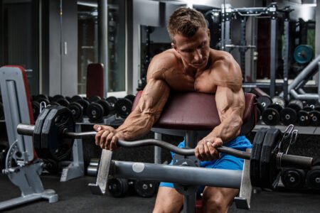 Curl pupitre barre EZ